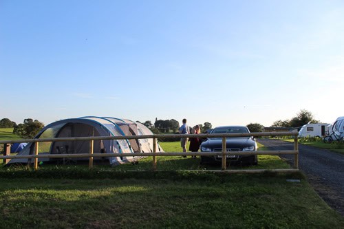 Tent pitch